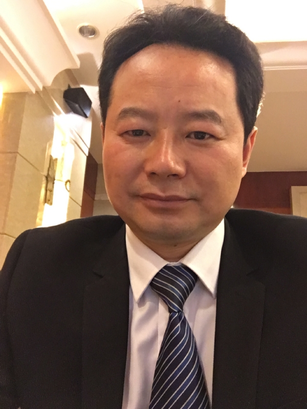 岁月的第一张照片--残疾人相亲网