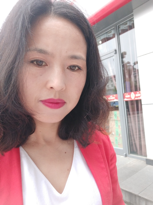 枫叶飘零的第一张照片--残疾人相亲网