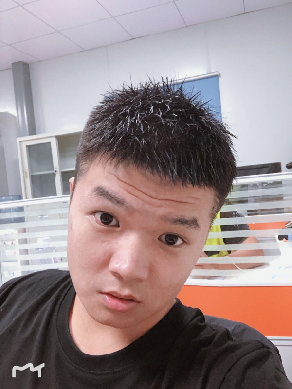 不忘初心的第一张照片--残疾人相亲网