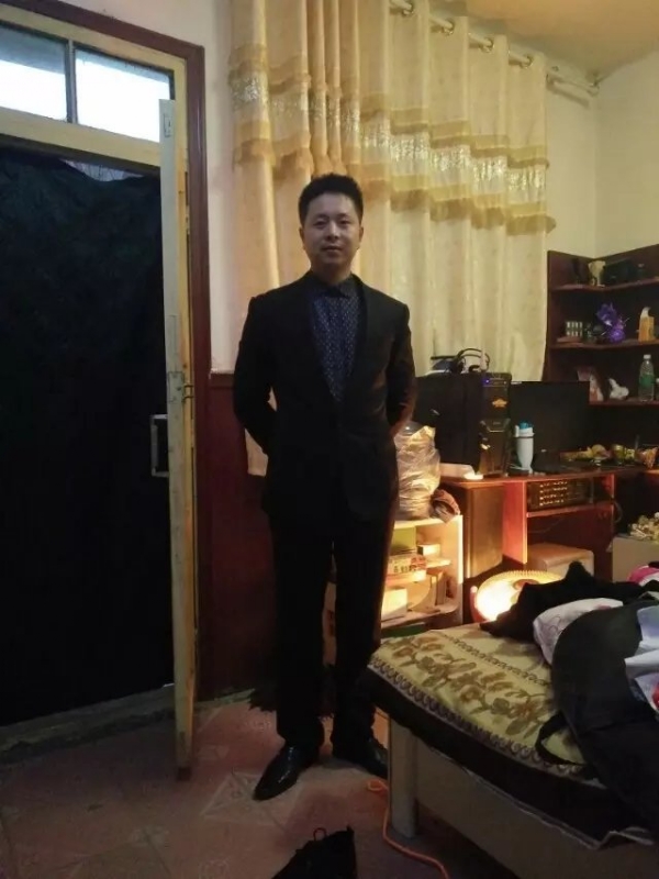 亮亮的第一张照片--残疾人相亲网