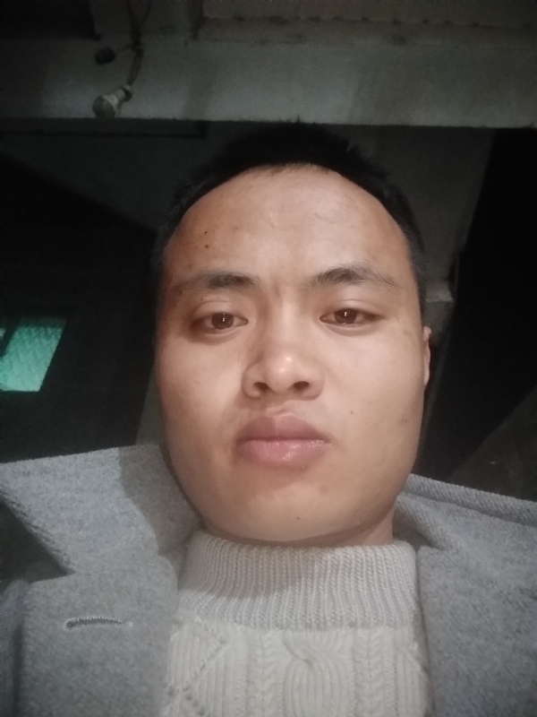 小磊的第一张照片--残疾人相亲网