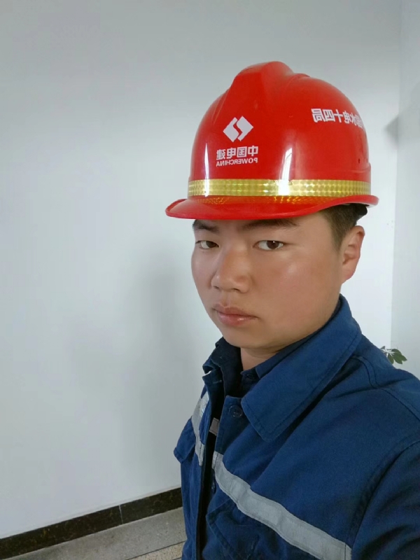 小公牛的第一张照片--残疾人相亲网
