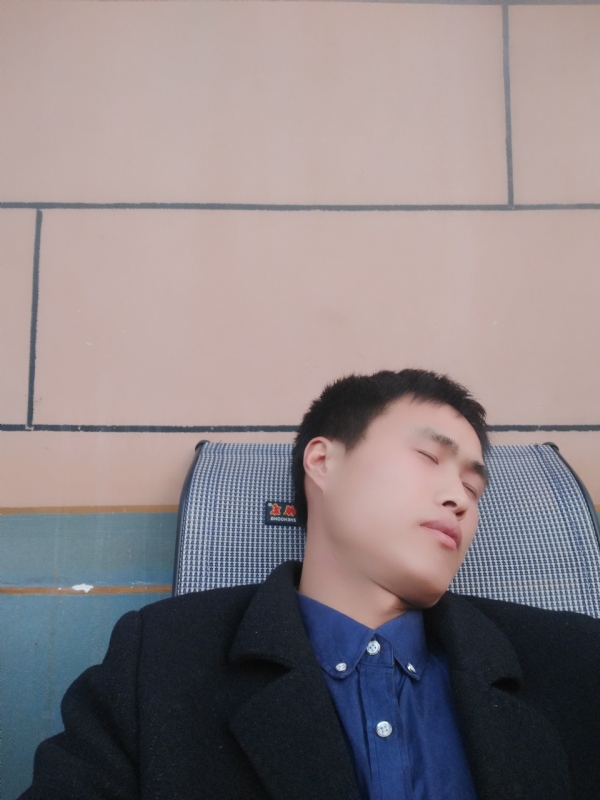 有钱爱情才能长久的第一张照片--残疾人相亲网