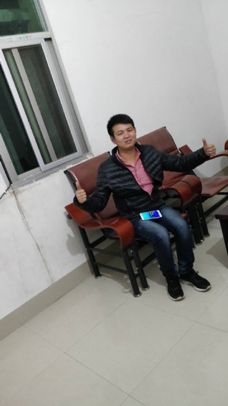 马云的第一张照片--残疾人相亲网