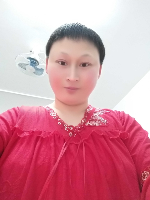彩虹姐姐永不言弃的第一张照片--残疾人相亲网