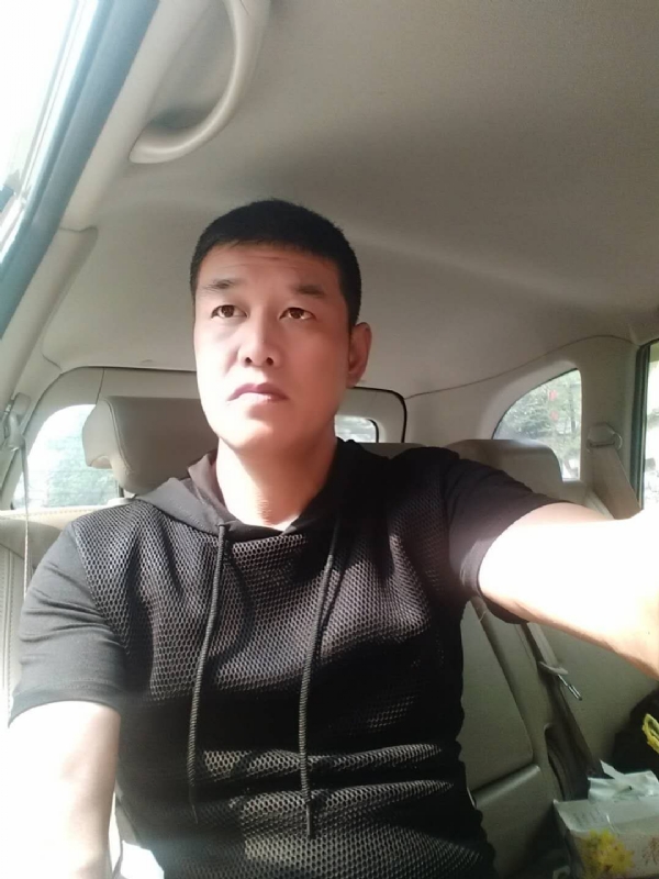 深爱的疯子的第一张照片--残疾人相亲网