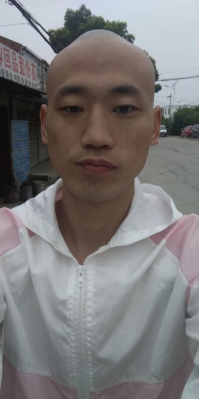 花花公子的第一张照片--残疾人相亲网