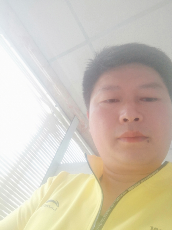 山男的第一张照片--残疾人相亲网