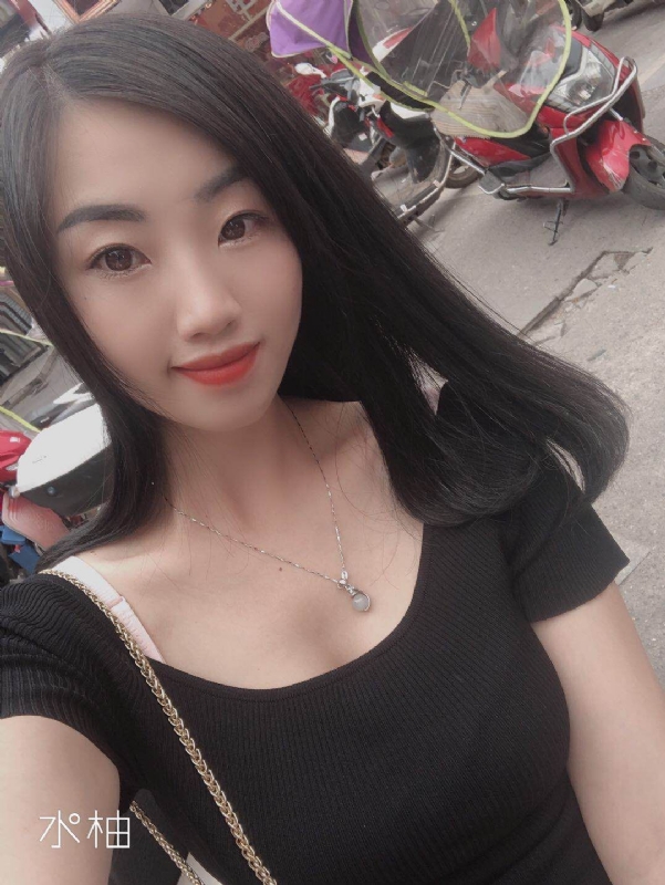响的第一张照片--残疾人相亲网