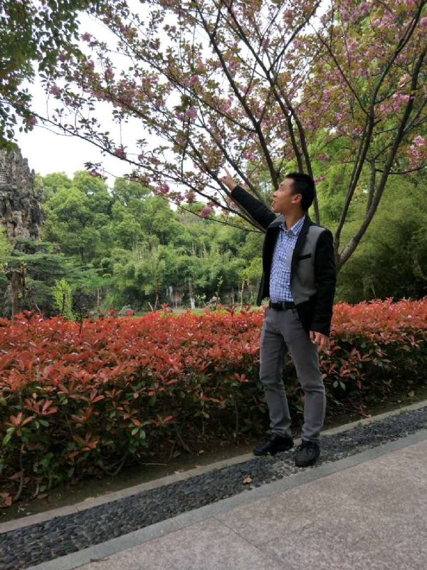 坦诚的第一张照片--残疾人相亲网