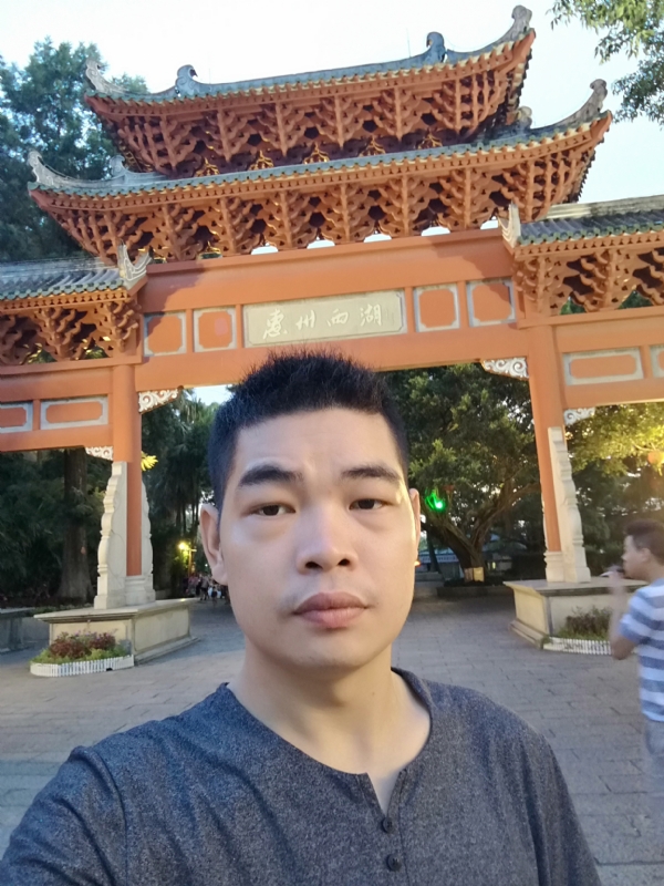 谁明浪子心的第一张照片--残疾人相亲网