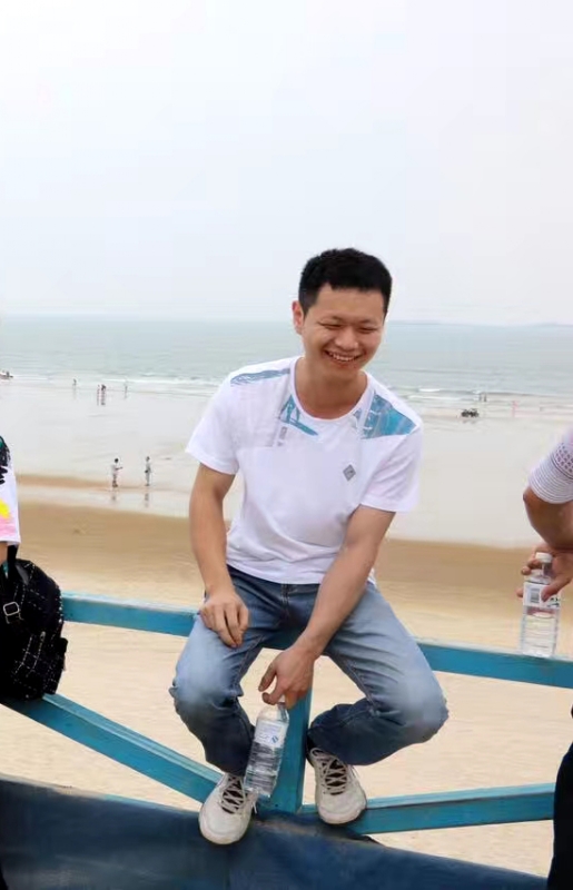 A乐米的第一张照片--残疾人相亲网