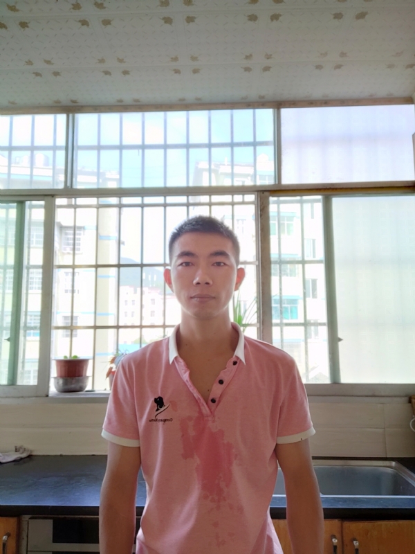 破晓依然的第一张照片--残疾人相亲网