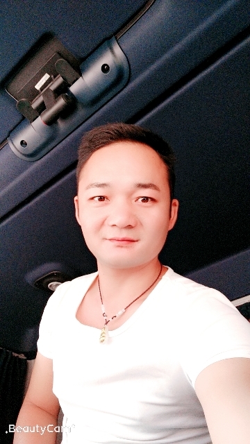 平凡的第一张照片--残疾人相亲网