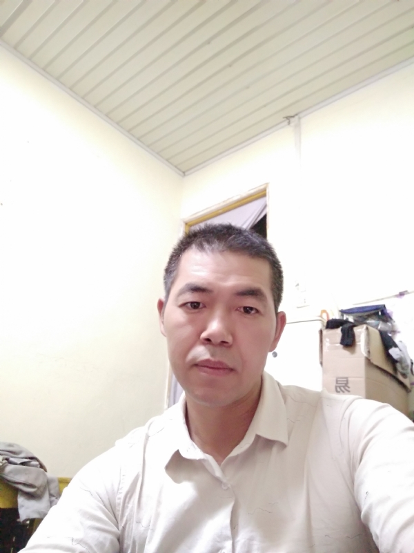 为伊消得人憔悴的第一张照片--残疾人相亲网