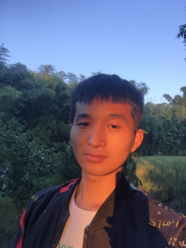 主动就会有故事的第一张照片--残疾人相亲网