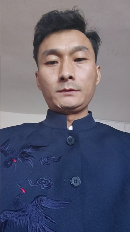 逆袭的小老鼠～龙long的第一张照片--残疾人相亲网