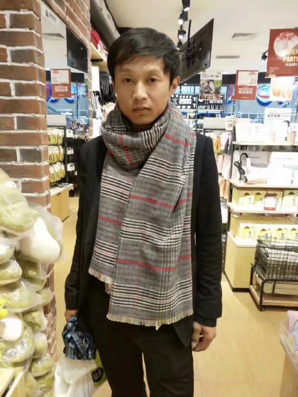 陈杰的第一张照片--残疾人相亲网