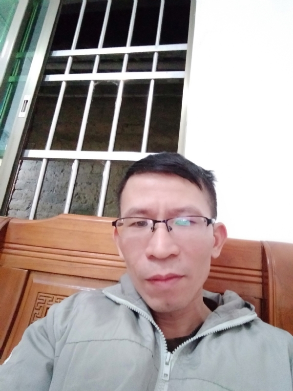奋斗的第一张照片--残疾人相亲网