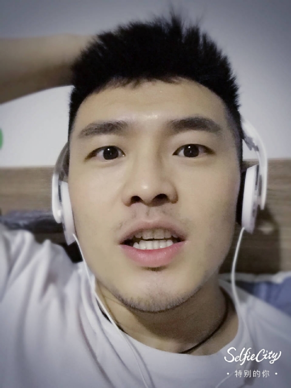 开心最好的第一张照片--残疾人相亲网