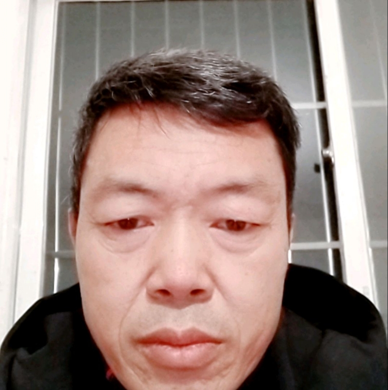 心静的第一张照片--残疾人相亲网