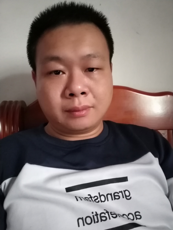 飞的第一张照片--残疾人相亲网