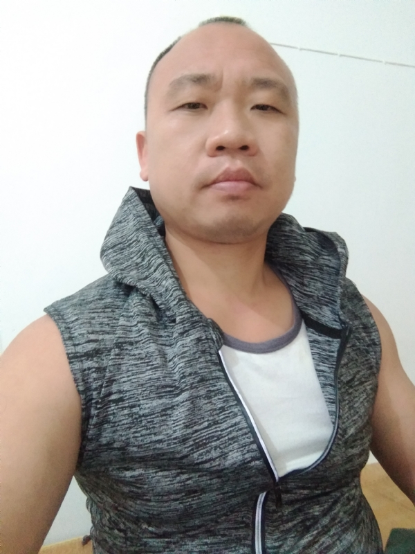 whm的第一张照片--残疾人相亲网