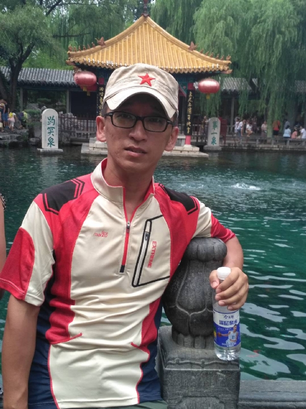 晓峰的第一张照片--残疾人相亲网