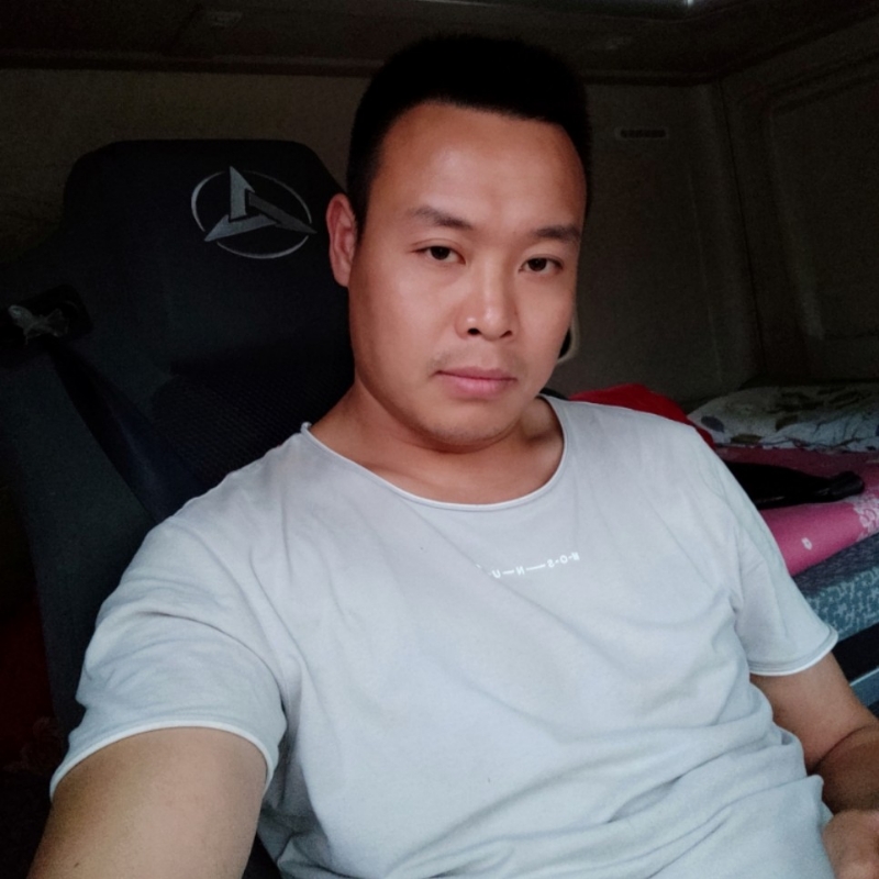 默默的第一张照片--残疾人相亲网