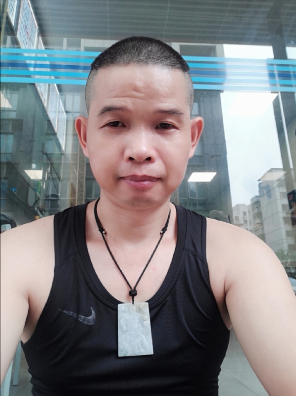 曾生的第一张照片--残疾人相亲网