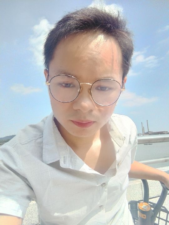 楠呐的第三张照片--残疾人相亲网