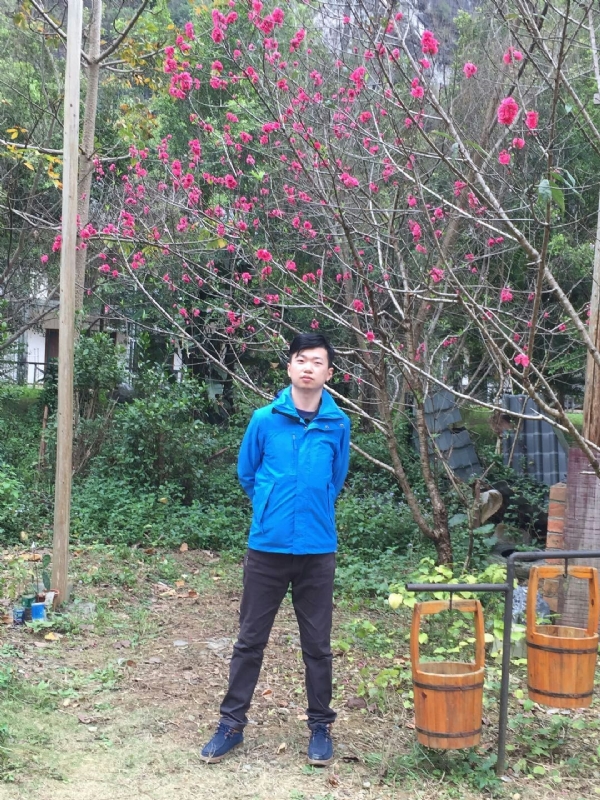金生水起的第一张照片--残疾人相亲网