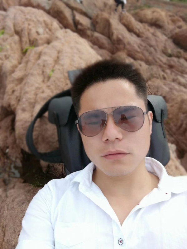 易听的第二张照片--残疾人相亲网