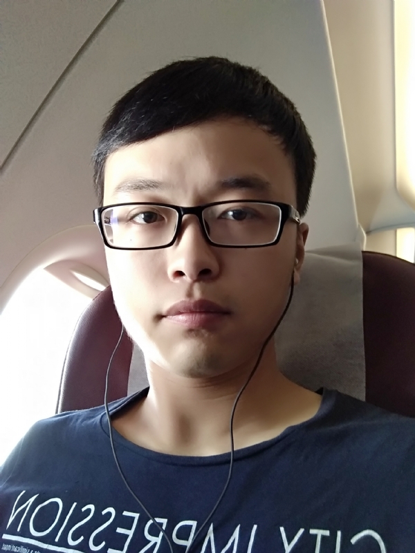 在水一方的第二张照片--残疾人相亲网