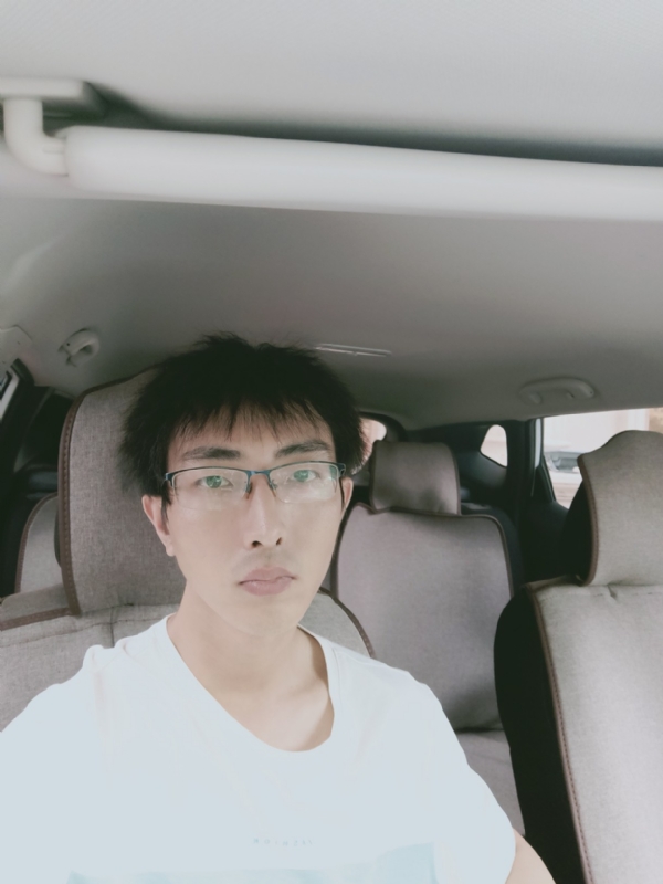 阳光大男孩的第一张照片--残疾人相亲网