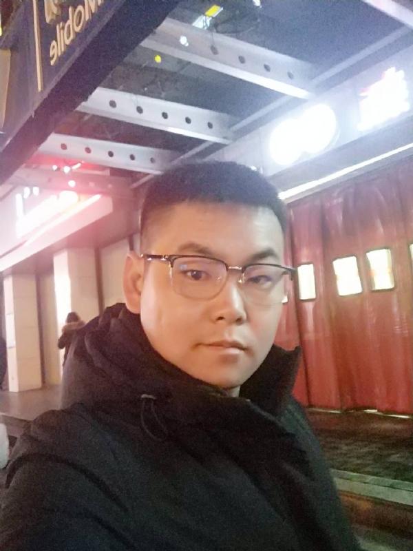杜跃龙的第二张照片--残疾人相亲网