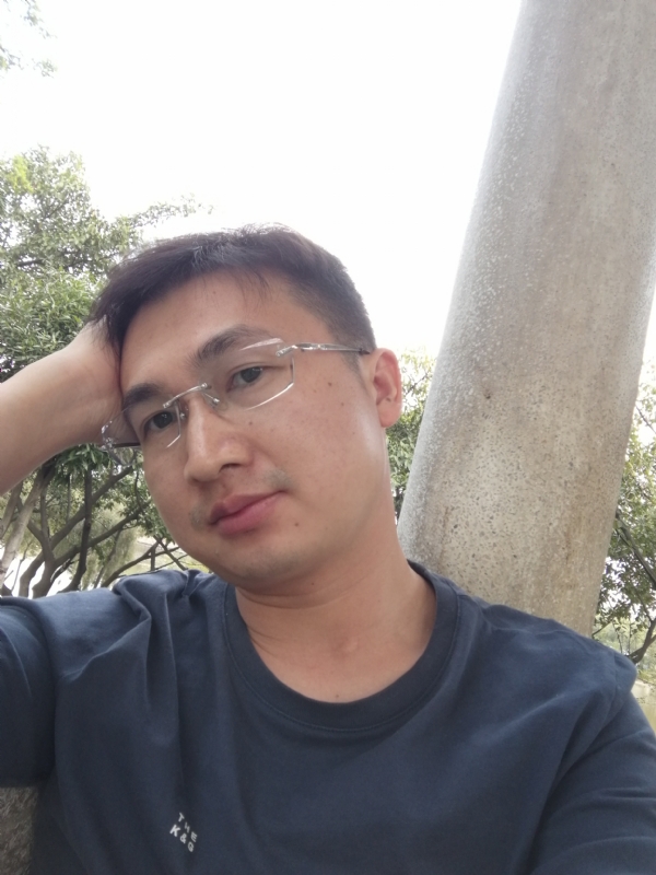 不如随风的第一张照片--残疾人相亲网