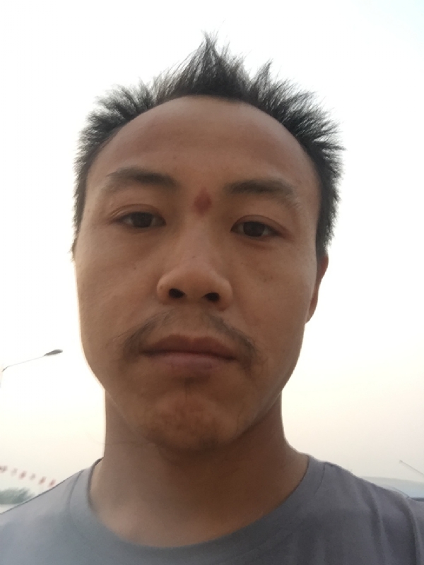 老曹的第一张照片--残疾人相亲网