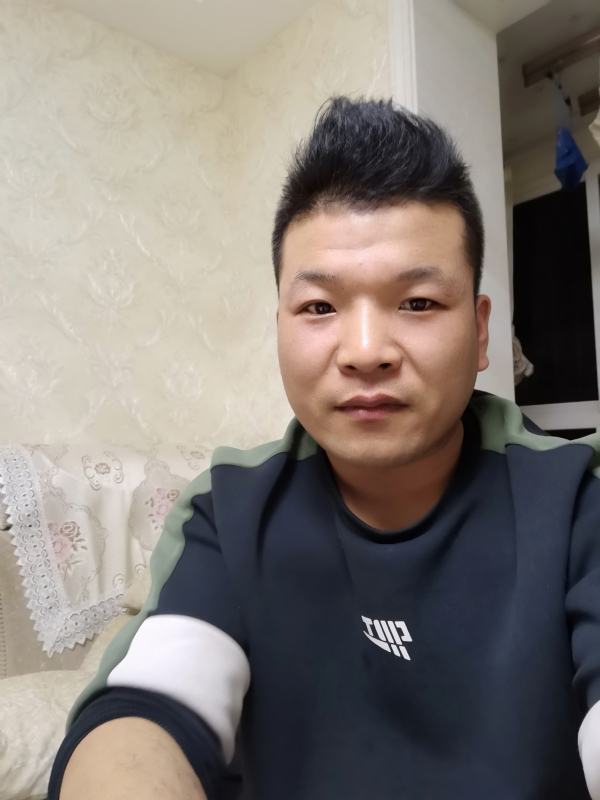 小猪猪的第一张照片--残疾人相亲网