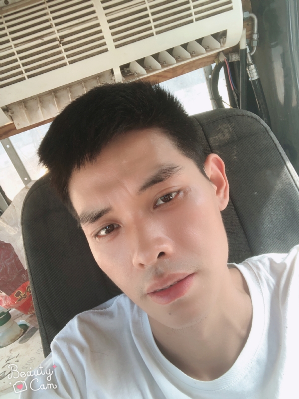 小董的第一张照片--残疾人相亲网