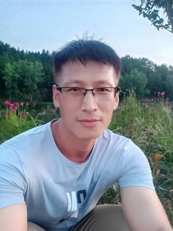 零零柒的第一张照片--残疾人相亲网