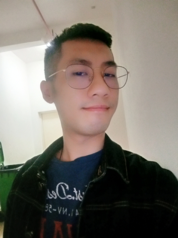 赫兹的第一张照片--残疾人相亲网