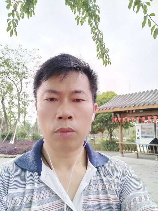 一个人的孤单的第一张照片--残疾人相亲网