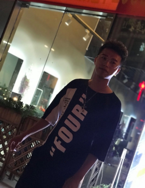 寻找的第一张照片--残疾人相亲网