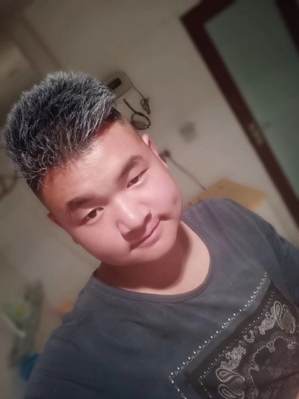 李子木的第一张照片--残疾人相亲网