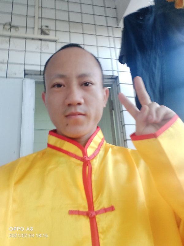 宋福军的第二张照片--残疾人相亲网