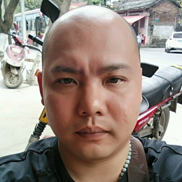 开心就好的第二张照片--残疾人相亲网