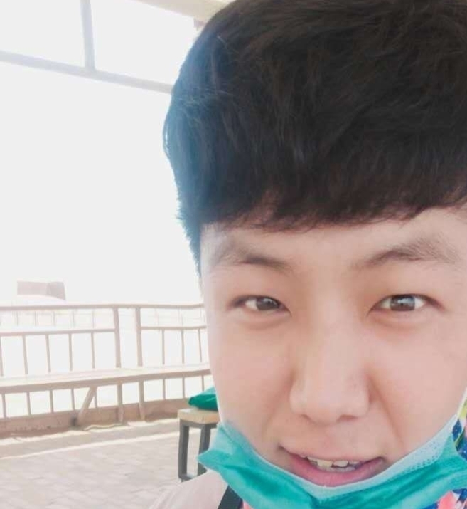 回族小伙的第一张照片--残疾人相亲网