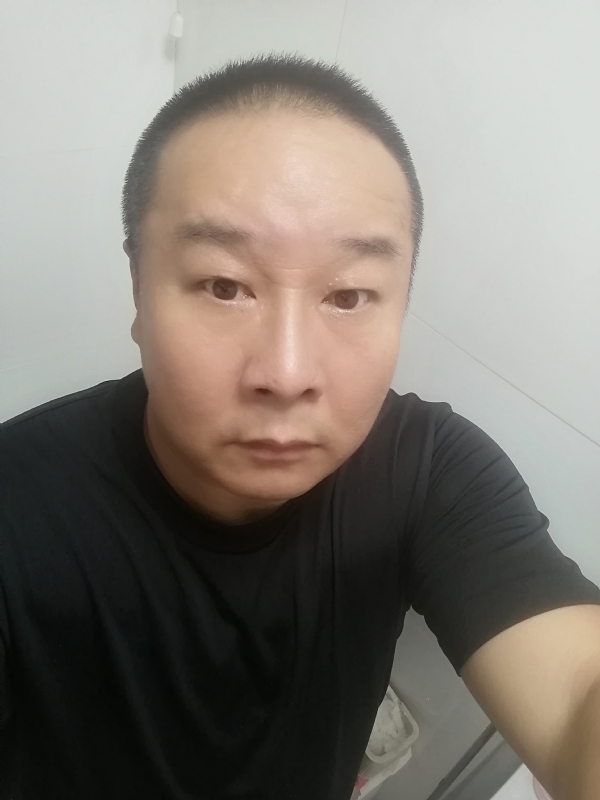 一束光的第一张照片--残疾人相亲网