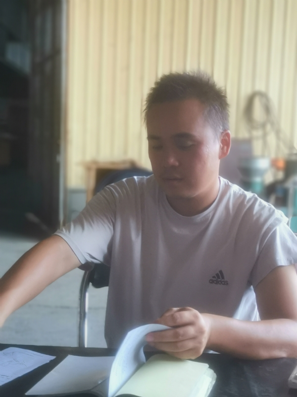 荒原的第一张照片--残疾人相亲网